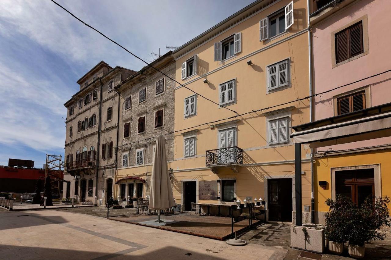 Piazza Foro With Free Parking Apartment Pula Exterior photo