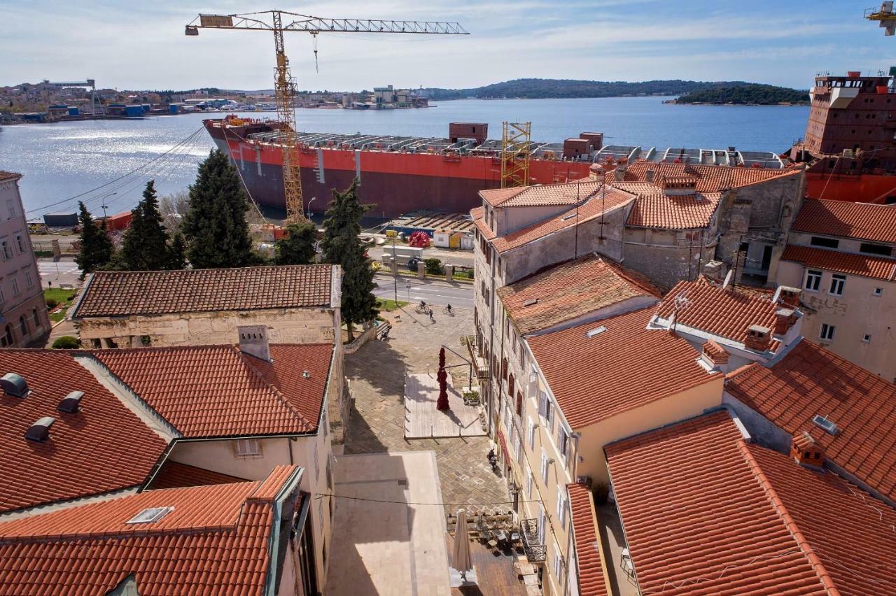 Piazza Foro With Free Parking Apartment Pula Exterior photo